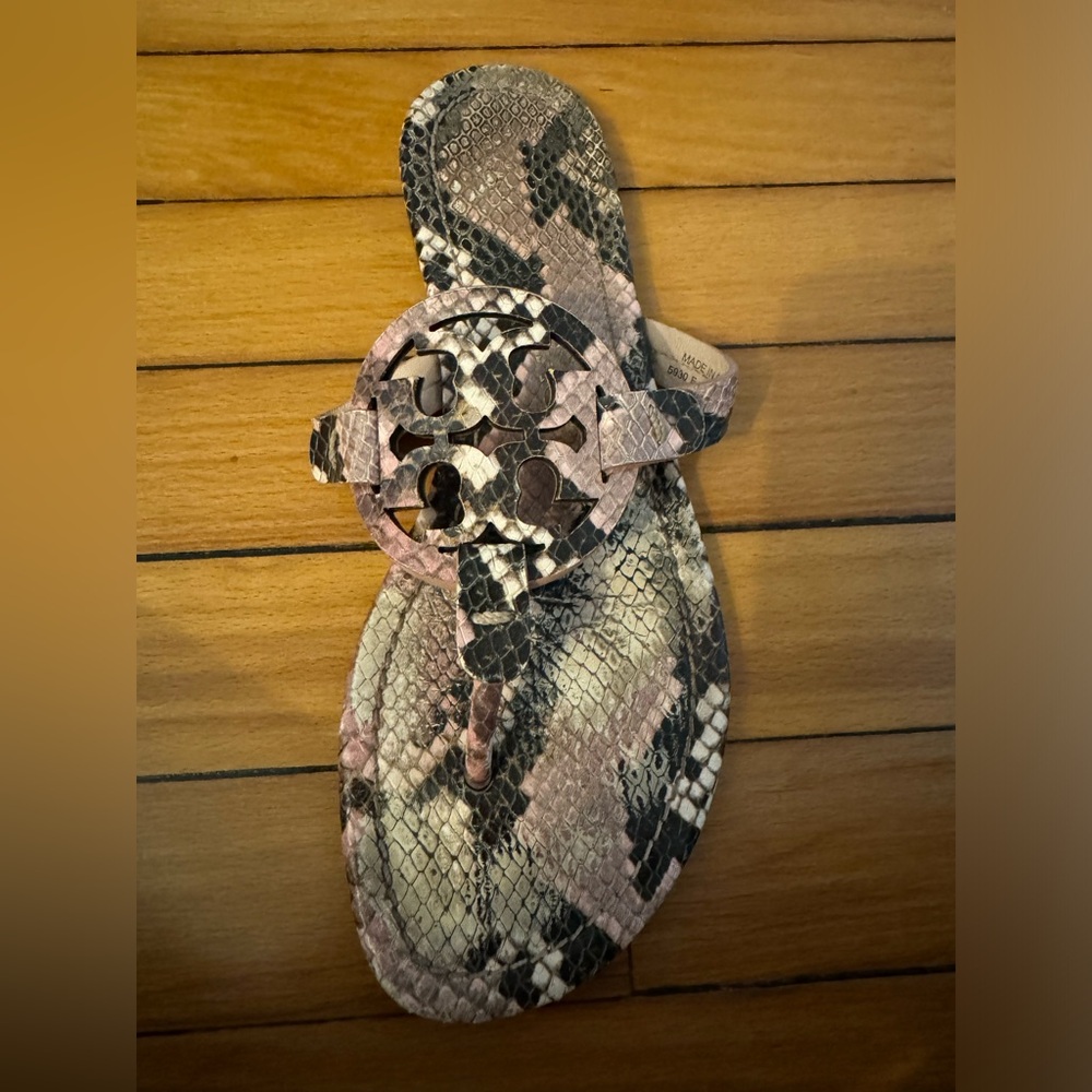 Gently used Tory Burch Miller sandals. Size 6 1/2.